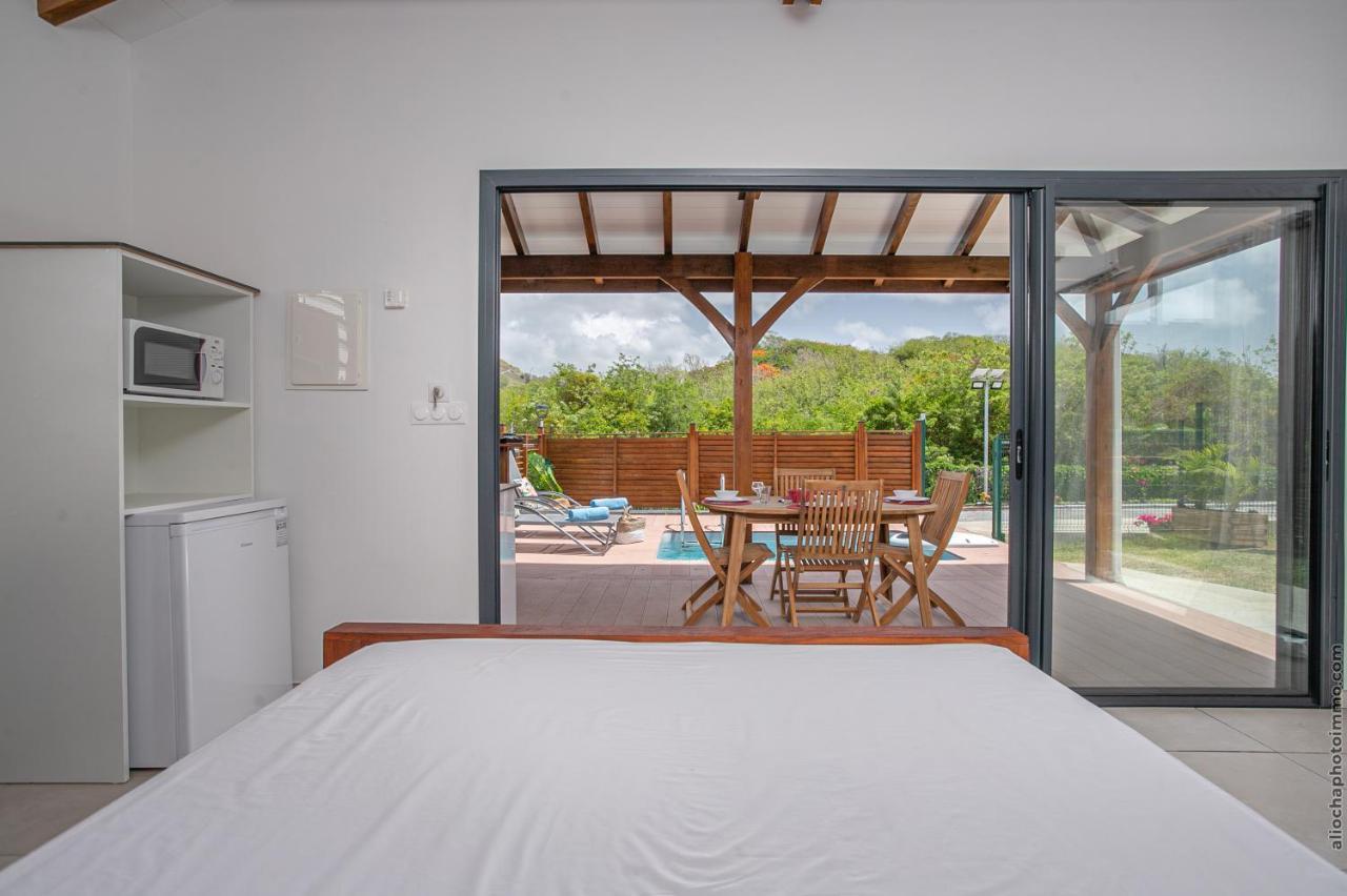Bungalow Pom 1, Piscine, A 5 Min Des Plages Le Vauclin Exterior foto